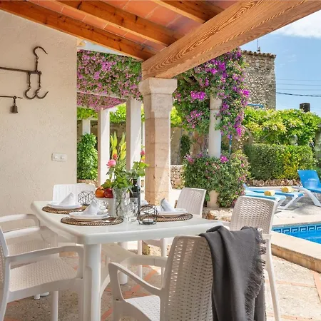 L'hort De Bota,con Piscina Privada Country house *